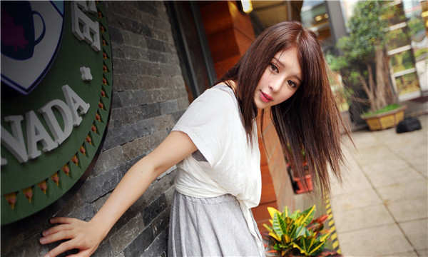 静宁想找一个女性生孩子给报酬-｛找个女人生孩子多少钱｝